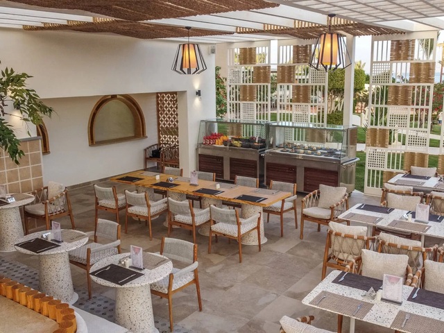 фото Coral Sea Holiday Resort (ex. Coral Sea Holiday Village Resort) изображение №18