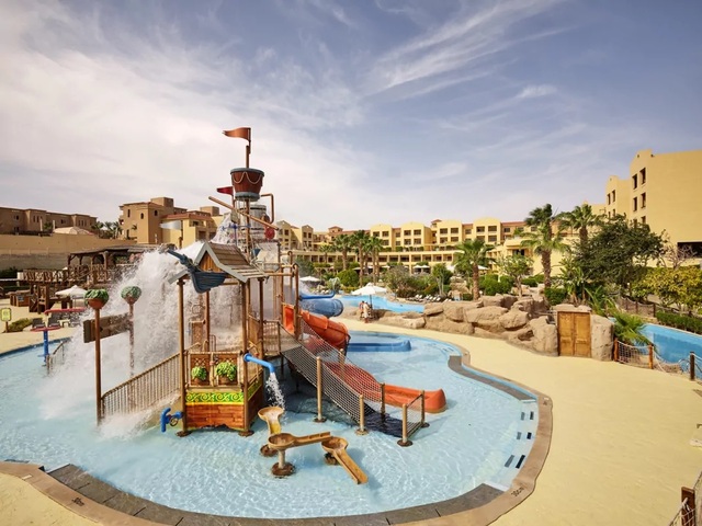 фото Coral Sea Holiday Resort (ex. Coral Sea Holiday Village Resort) изображение №6