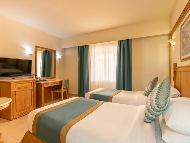 фотографии Long Beach Resort изображение №44