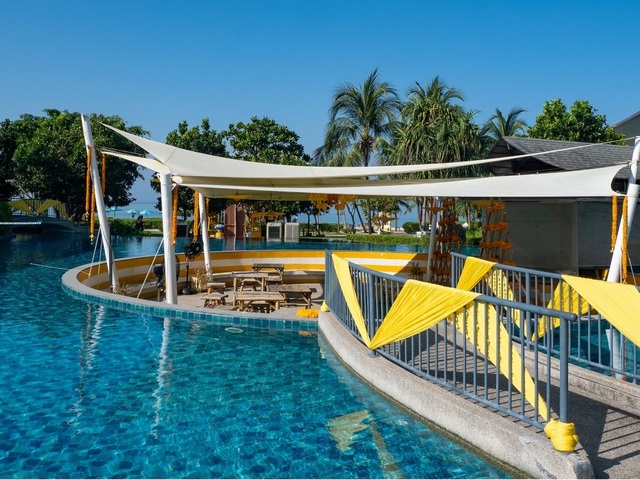 фотографии отеля Le Meridien Khao Lak Resort And Spa (ex. Bangsak Merlin Resort) изображение №87