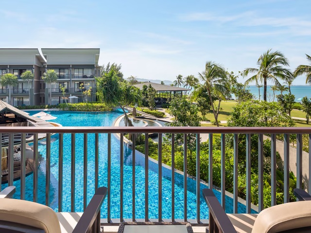 фотографии отеля Le Meridien Khao Lak Resort And Spa (ex. Bangsak Merlin Resort) изображение №43