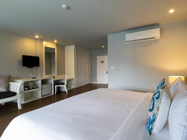 фото Arinara Bangtao Beach Resort (ех. Dalar Resort BangTao Beach) изображение №46