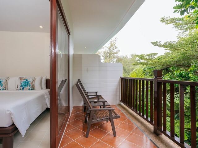 фотографии Arinara Bangtao Beach Resort (ех. Dalar Resort BangTao Beach) изображение №32