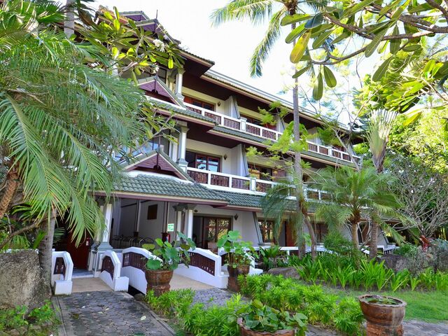 фото отеля First Bungalow Beach Resort изображение №9