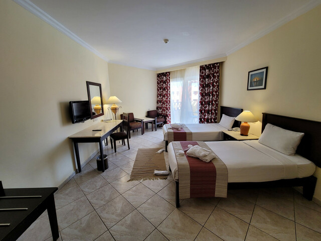 фото отеля Casa Mare Resort (ex. Royal Tulip Beach Resort) изображение №5