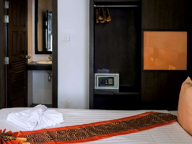 фотографии Zephyr Grand Hotel (ex. The Three By APK) изображение №32