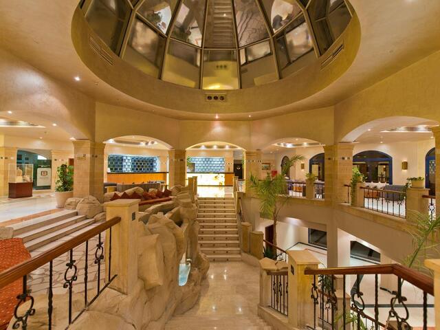 фотографии Amphoras Beach (ex. Shores Amphoras Resort; Otium Hotel Amphoras Sharm) изображение №16