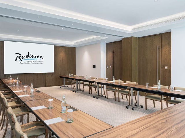 фото отеля Radisson Beach Resort Palm Jumeirah изображение №41
