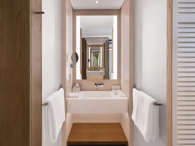 фото Radisson Beach Resort Palm Jumeirah изображение №22