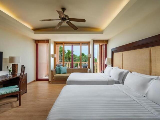 фото отеля Centara Grand Beach Resort Phuket изображение №45