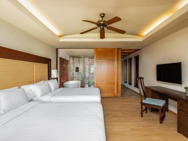 фото Centara Grand Beach Resort Phuket изображение №38