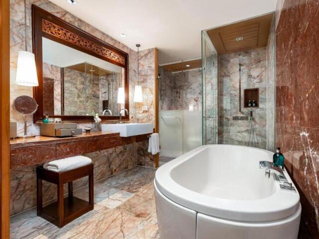 фото отеля Centara Grand Beach Resort Phuket изображение №41