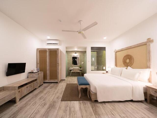 фото отеля Triple O Six изображение №25