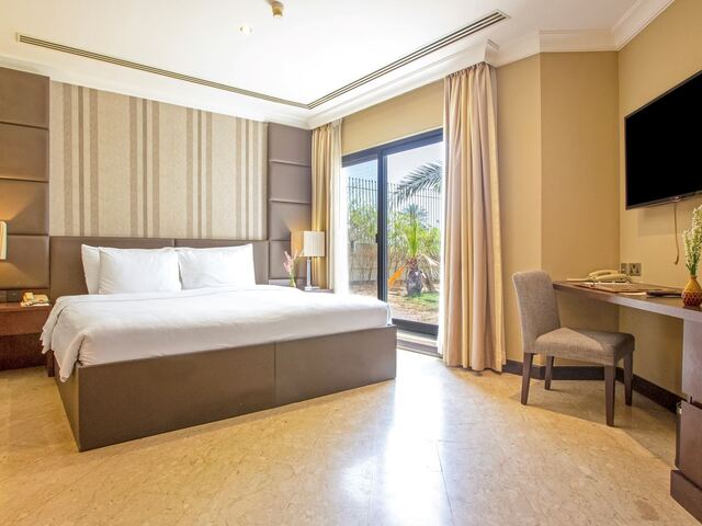 фотографии отеля Dubai Marine Beach Resort & Spa изображение №11