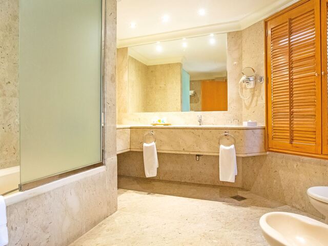 фото отеля Dubai Marine Beach Resort & Spa изображение №13