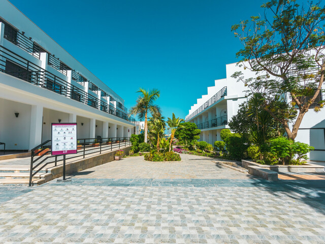 фотографии отеля La Rosa Waves Beach & Aqua Park (ex. Premium Beach Resort; Premium Seagull Resort) изображение №23