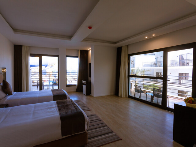 фото отеля La Rosa Waves Beach & Aqua Park (ex. Premium Beach Resort; Premium Seagull Resort) изображение №13