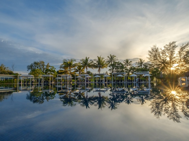 фотографии Splash Beach Resort (ex. Grand West Sands Resort & Villas; Centara West Sands Phuket) изображение №80