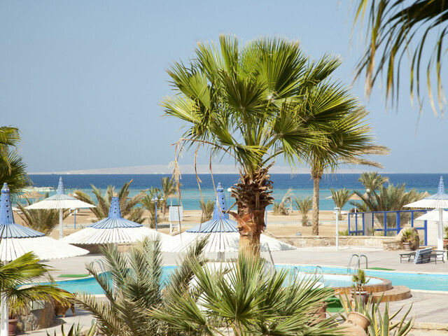 фото Coral Beach (ex. Coral Beach Rotana Resort) изображение №54