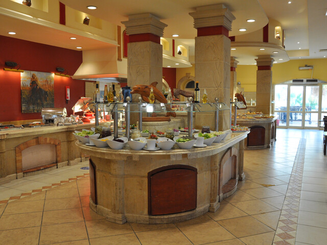 фото Coral Beach (ex. Coral Beach Rotana Resort) изображение №50