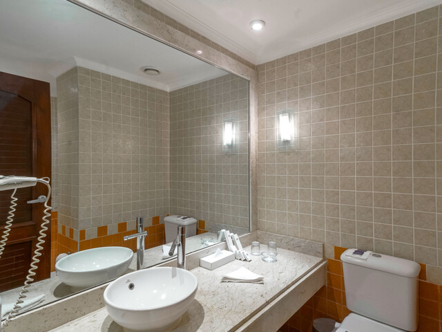 фото Coral Beach (ex. Coral Beach Rotana Resort) изображение №46