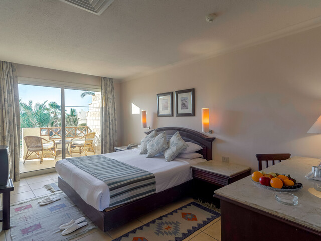 фото отеля Coral Beach (ex. Coral Beach Rotana Resort) изображение №45