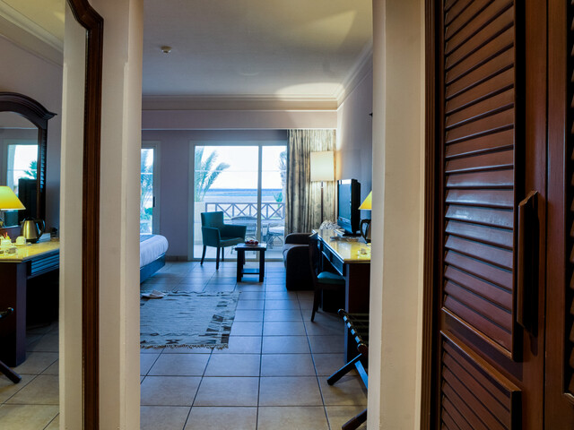 фото Coral Beach (ex. Coral Beach Rotana Resort) изображение №34