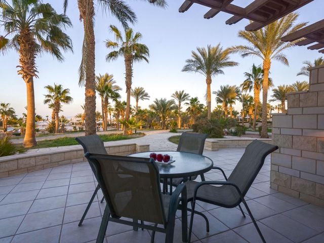 фотографии Coral Beach (ex. Coral Beach Rotana Resort) изображение №4