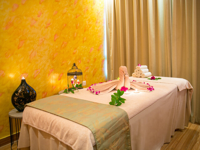 фотографии отеля Ramada by Wyndham Beach Ajman (ex. Landmark Suites Ajman; Coral Suites; Safir Dana Beach Resort) изображение №19