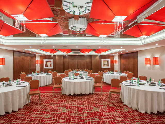 фотографии Crowne Plaza Dubai Deira (ex. Renaissance Dubai) изображение №40