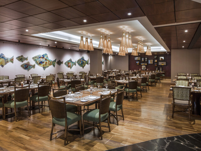 фото отеля Crowne Plaza Dubai Deira (ex. Renaissance Dubai) изображение №21