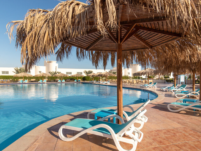 фотографии отеля Long Beach Resort изображение №27