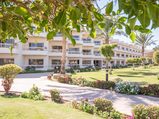 фотографии отеля Long Beach Resort изображение №15