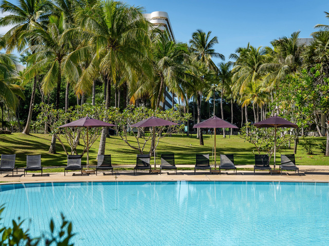 фотографии Pullman Phuket Karon Beach Resort (ex. Phuket Arcadia Karon Beach Resort; Hilton Phuket Arcadia Resort & Spa) изображение №8