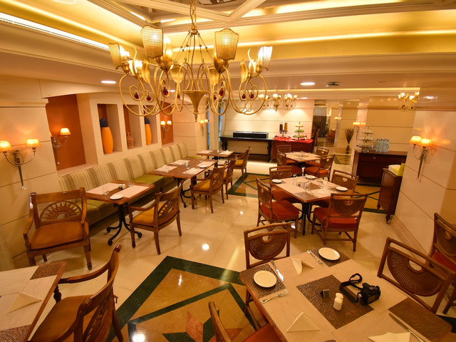фото Novel Hotel City Center (ex. Mercure Abu Dhabi Centre) изображение №22