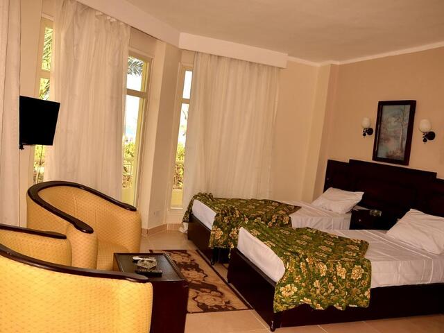 фотографии Sand Beach Resort изображение №20