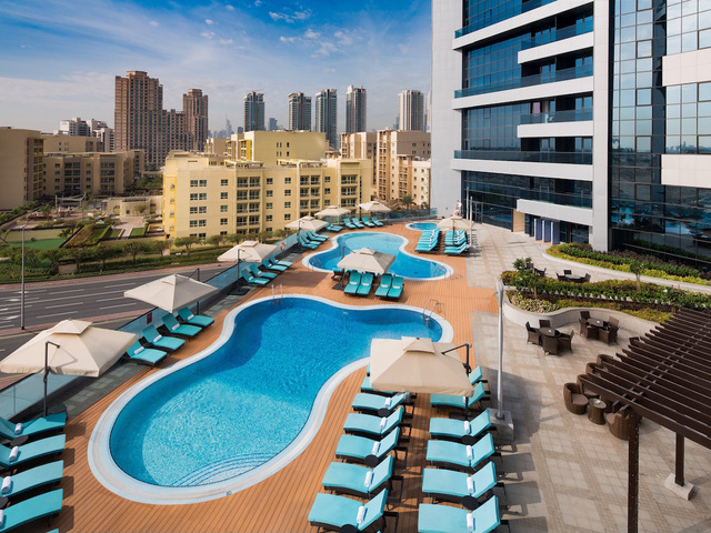 фото Millennium Place Barsha Heights Hotel & Apartments изображение №2