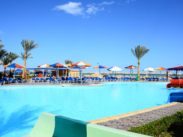 фото Sunrise Serano Aqua Park Resort (ex. Riviera Aqua Park Resort By Sunrise (ex. Hawaii Riviera Aqua Park Resort) изображение №14