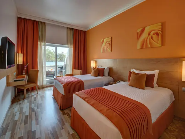 фото Al Khoory Executive Hotel (ex. Corp Executive Al Khoory) изображение №30