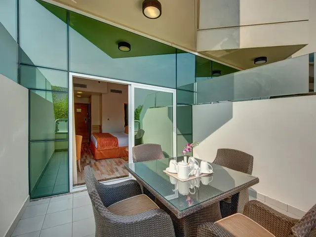 фото Al Khoory Executive Hotel (ex. Corp Executive Al Khoory) изображение №10