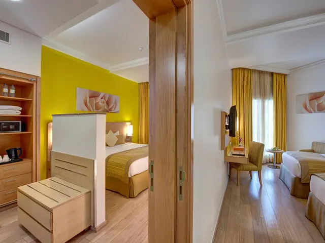 фотографии Al Khoory Executive Hotel (ex. Corp Executive Al Khoory) изображение №8