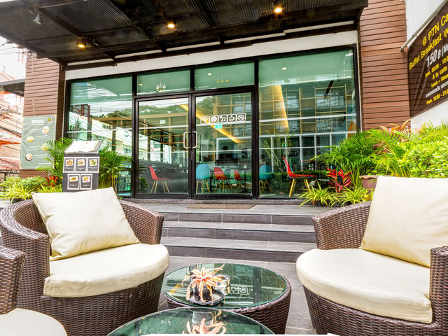 фото FX Hotel Pattaya (ех. The Fourth Pratumnak) изображение №2