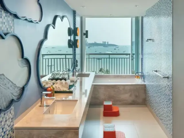 фотографии отеля Holiday Inn Pattaya изображение №19