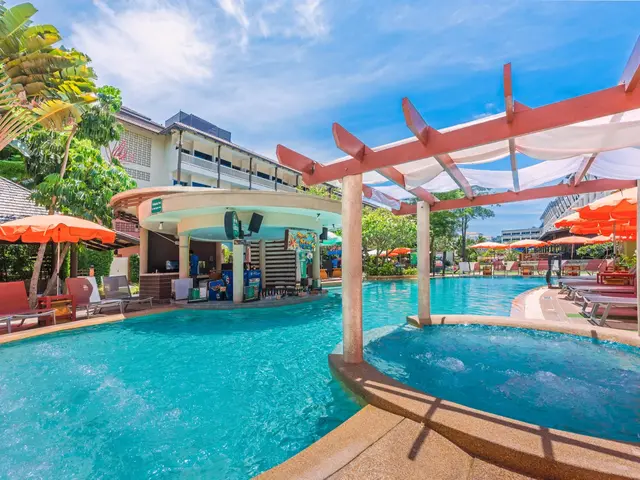 фото отеля Kata Sea Breeze Resort изображение №57