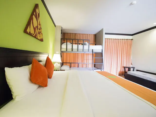 фото отеля Kata Sea Breeze Resort изображение №41