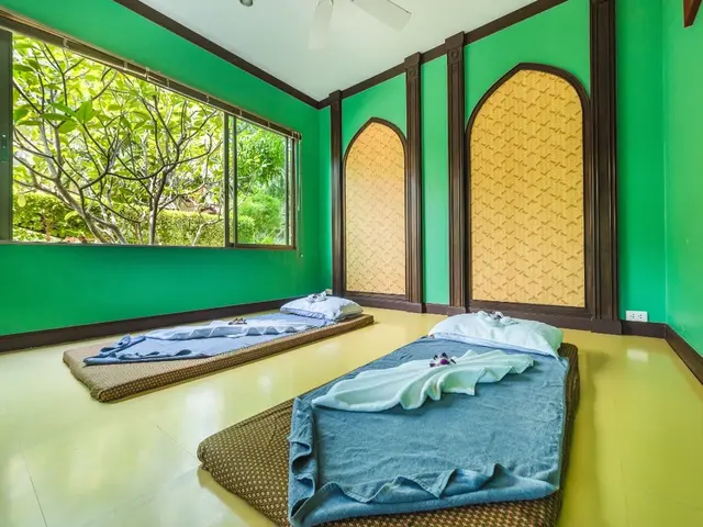 фотографии Kata Sea Breeze Resort изображение №4