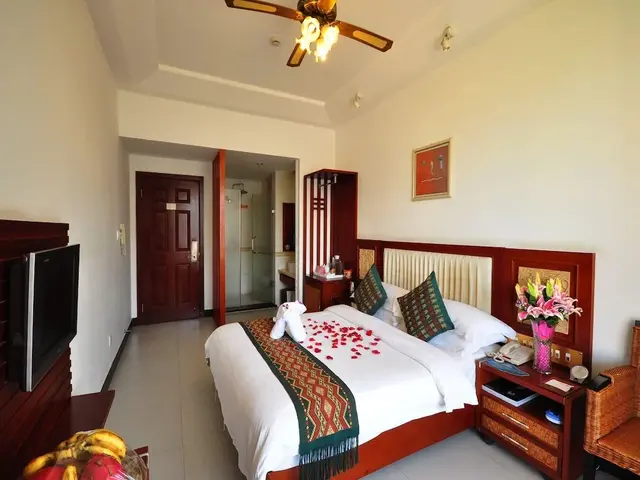 фото отеля Yelan Bay Resort изображение №9