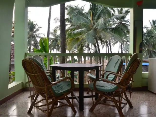 фото Thomas Beach изображение №2