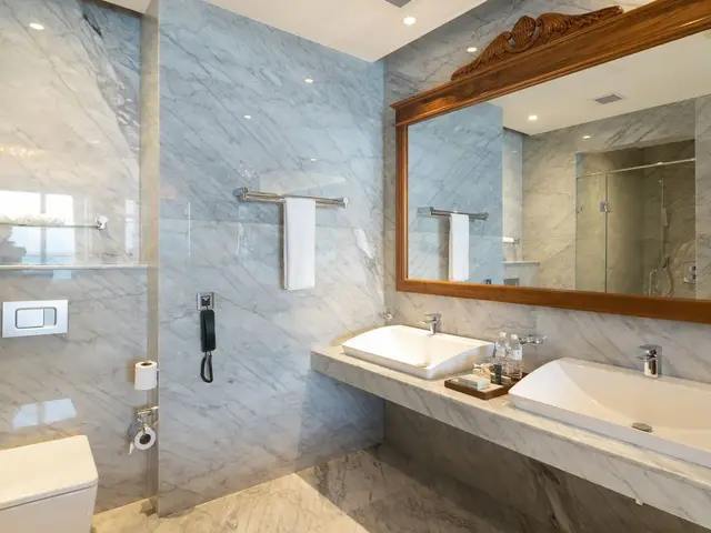 фото отеля Araliya Beach Resort & Spa изображение №5