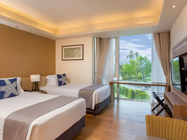 фото Splash Beach Resort (ex. Grand West Sands Resort & Villas; Centara West Sands Phuket) изображение №58